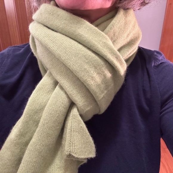 Cashmere Topper Poncho / Scarf - lime green (OS) - Picture 6 of 6